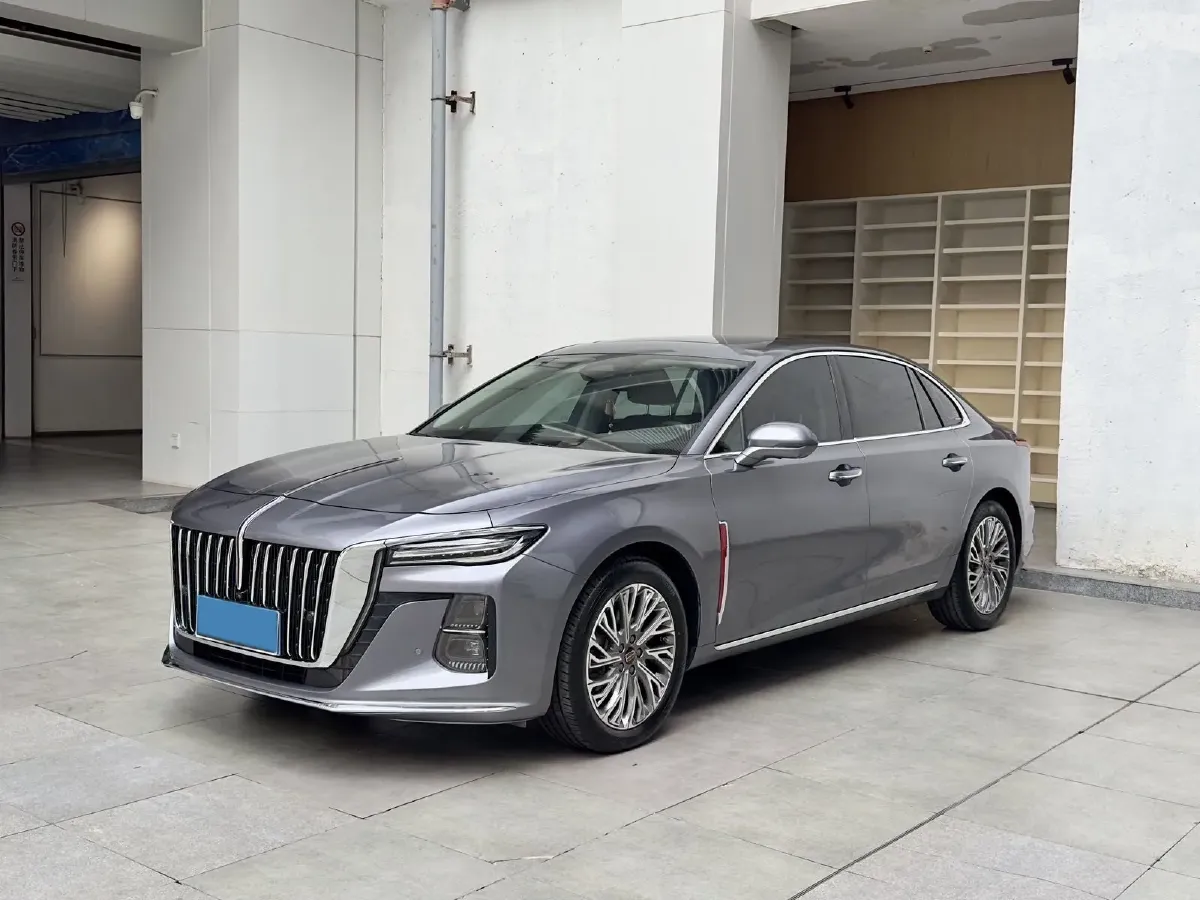 2023 HongQi H5 2.0T 224HP L4 8AT,autocango,china used car exporter,china ev exporter,chinese used car exporter,chinese used ev exporter