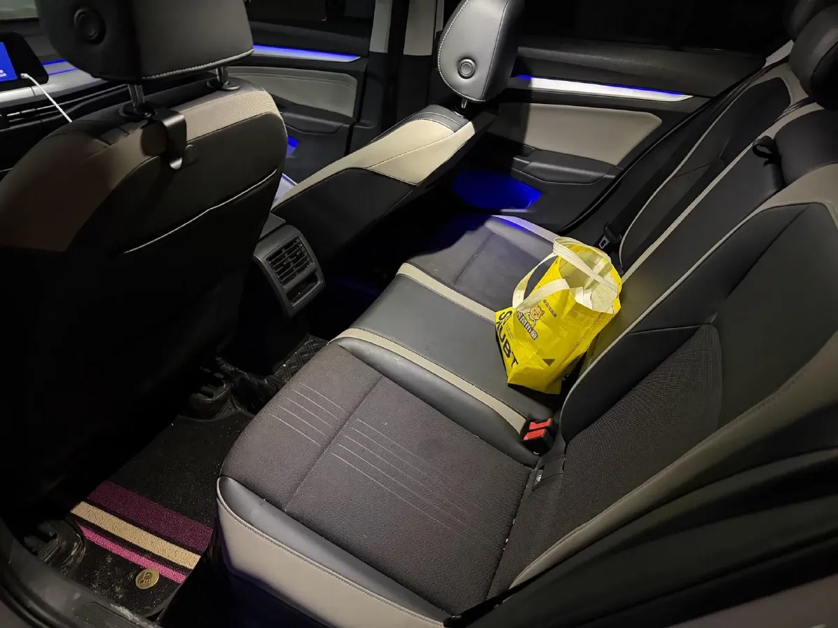 2021 Volkswagen Golf 1.4T 150HP L4 7DCT,autocango,china used car exporter,china ev exporter,chinese used car exporter,chinese used ev exporter