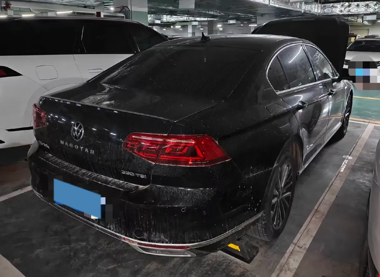 2020 Volkswagen Magotan 2.0T 186HP L4 7DCT,autocango,china used car exporter,china ev exporter,chinese used car exporter,chinese used ev exporter