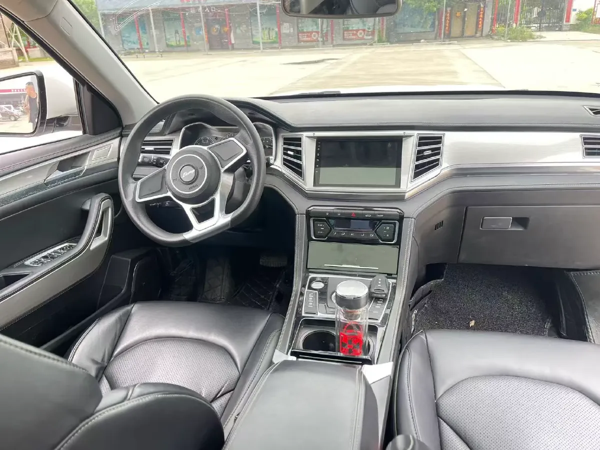 2018 Zotye Damy X7 2.0T 190HP L4 8AT,autocango,china used car exporter,china ev exporter,chinese used car exporter,chinese used ev exporter