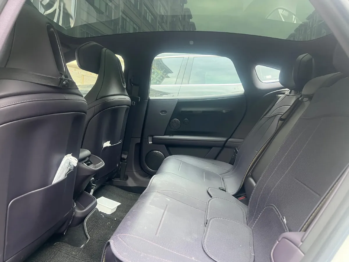 2025 Avatr 06 BEV,autocango,china used car exporter,china ev exporter,chinese used car exporter,chinese used ev exporter