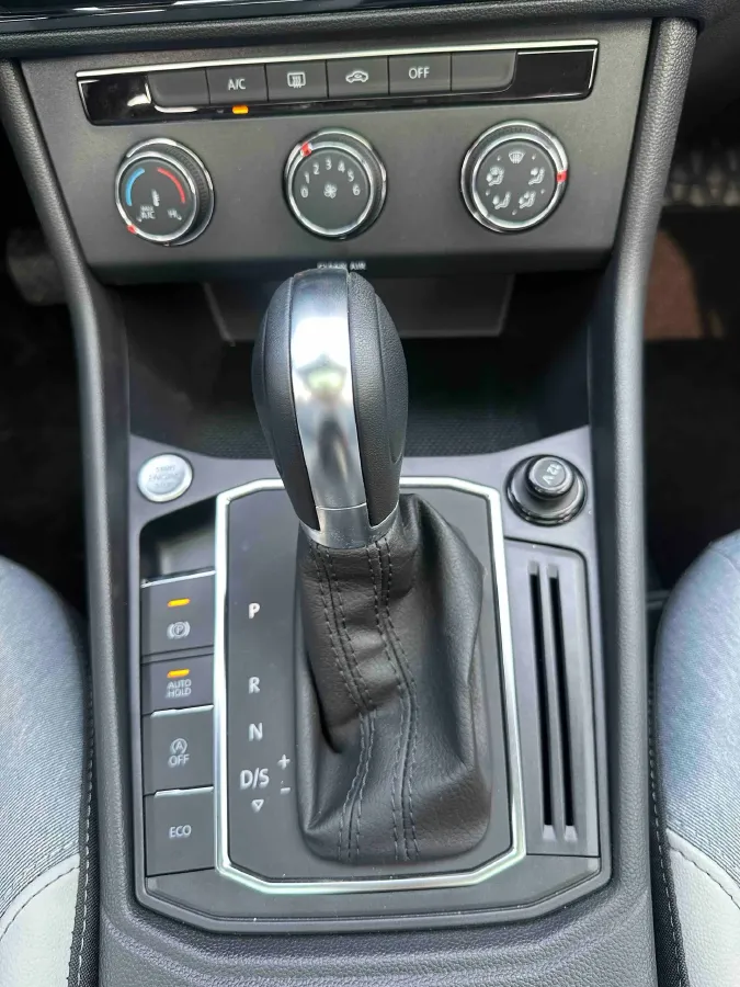 2023 Volkswagen Lavida 1.4T 150HP L4 7DCT,autocango,china used car exporter,china ev exporter,chinese used car exporter,chinese used ev exporter