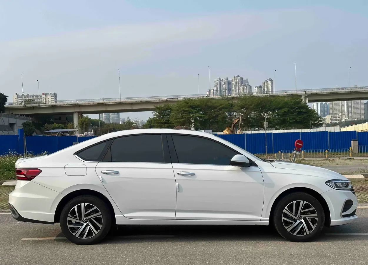 2023 Volkswagen Lavida 1.4T 150HP L4 7DCT,autocango,china used car exporter,china ev exporter,chinese used car exporter,chinese used ev exporter