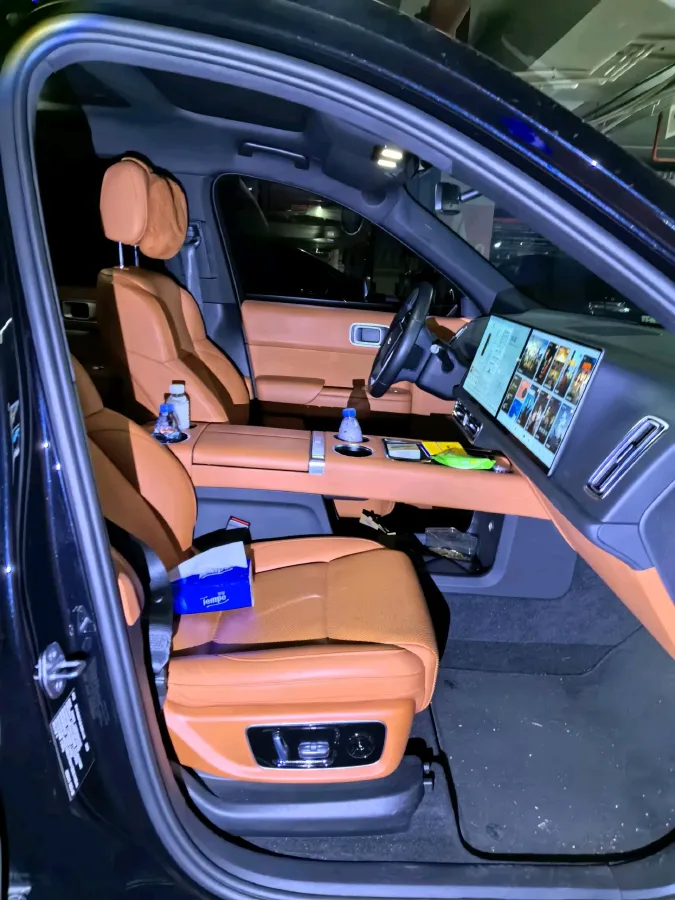 2022 Li L9 Range Extended 154HP REEV 42.6KWH,autocango,china used car exporter,china ev exporter,chinese used car exporter,chinese used ev exporter