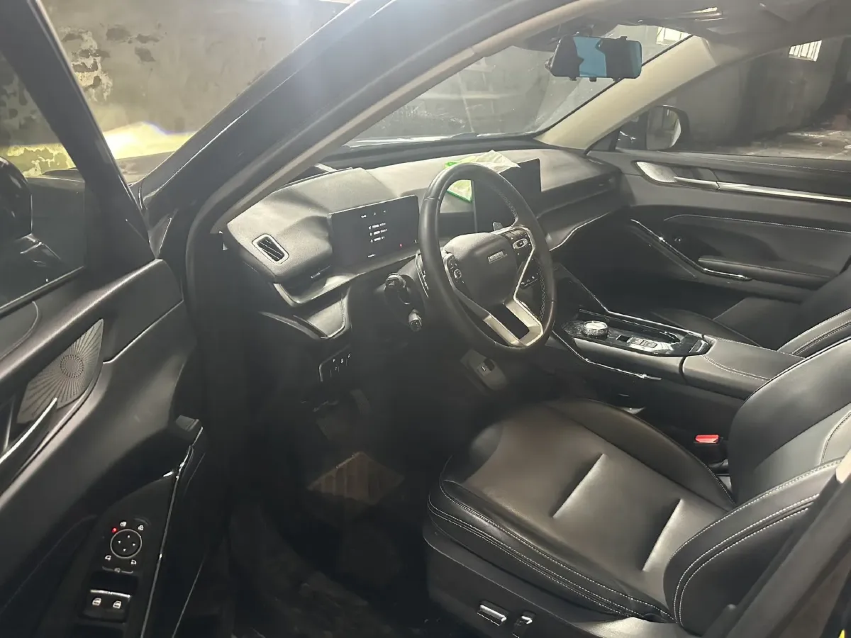 2021 Haval H6 2.0T 211HP L4 7DCT,autocango,china used car exporter,china ev exporter,chinese used car exporter,chinese used ev exporter