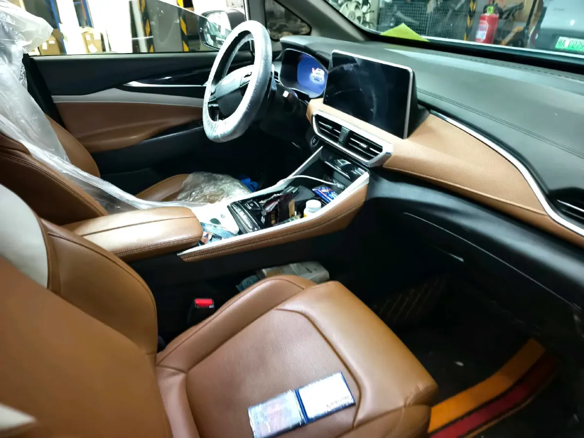 2021 MAXUS G50 1.5T 169HP L4 7DCT,autocango,china used car exporter,china ev exporter,chinese used car exporter,chinese used ev exporter