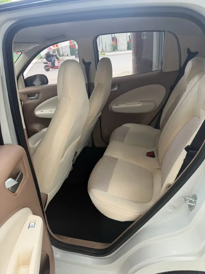2025 WuLing HongGuang MINI EV BEV 16.2KWH,autocango,china used car exporter,china ev exporter,chinese used car exporter,chinese used ev exporter