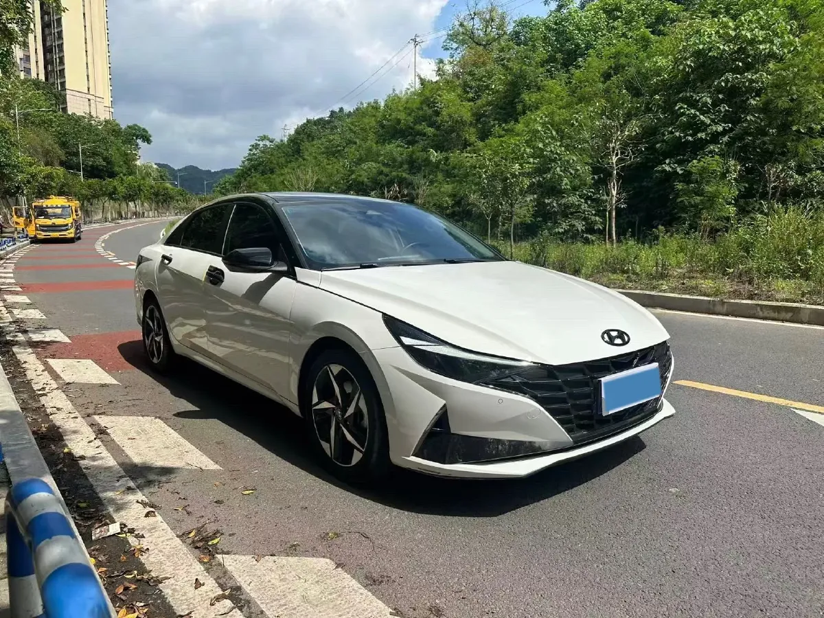 2022 Hyundai Elantra 1.5L 115HP L4 CVT,autocango,china used car exporter,china ev exporter,chinese used car exporter,chinese used ev exporter