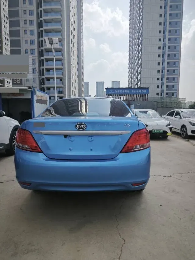 2018 BYD e5 BEV 60.48KWH,autocango,china used car exporter,china ev exporter,chinese used car exporter,chinese used ev exporter