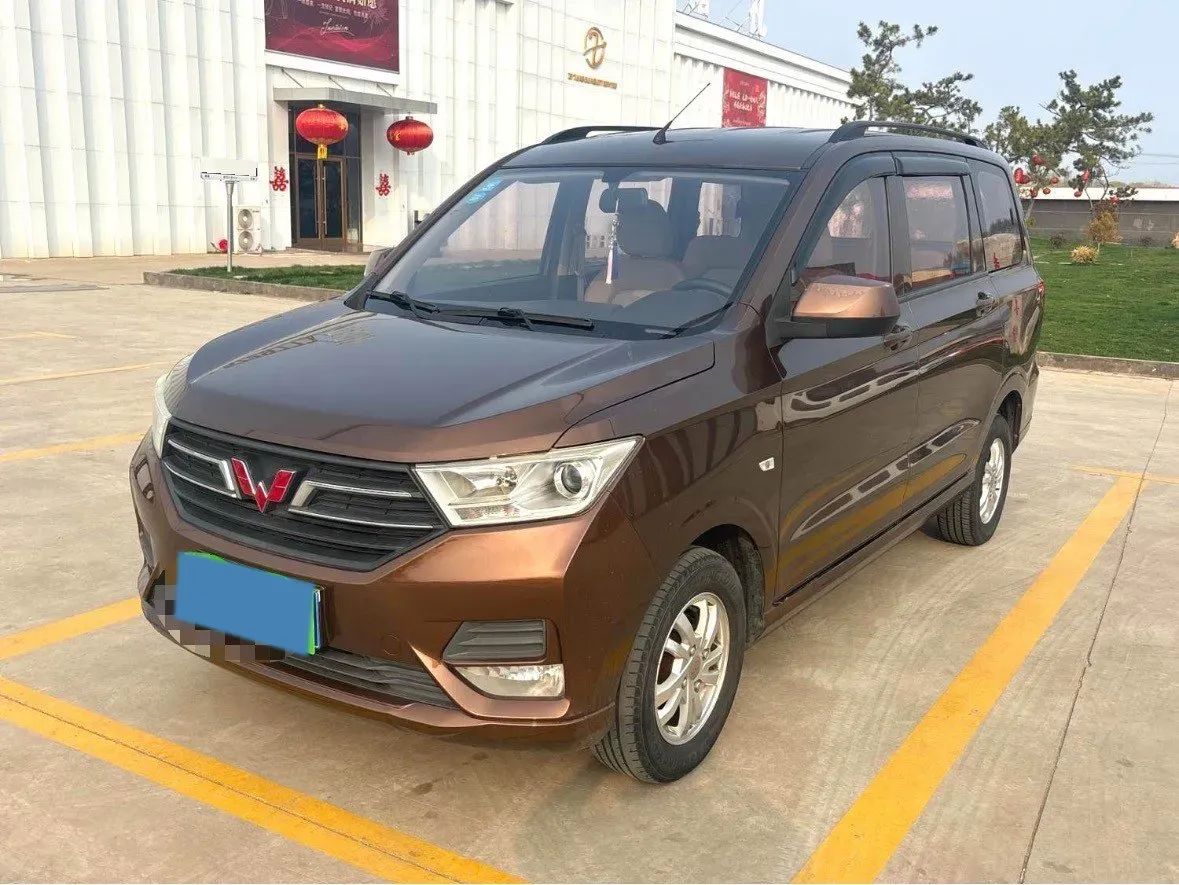 2019 WuLing HongGuang 1.5L 99HP L4 6MT,autocango,china used car exporter,china ev exporter,chinese used car exporter,chinese used ev exporter