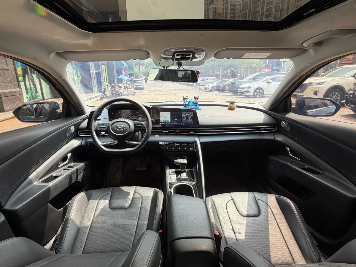 2021 Hyundai Elantra 1.5L 115HP L4 CVT,autocango,china used car exporter,china ev exporter,chinese used car exporter,chinese used ev exporter