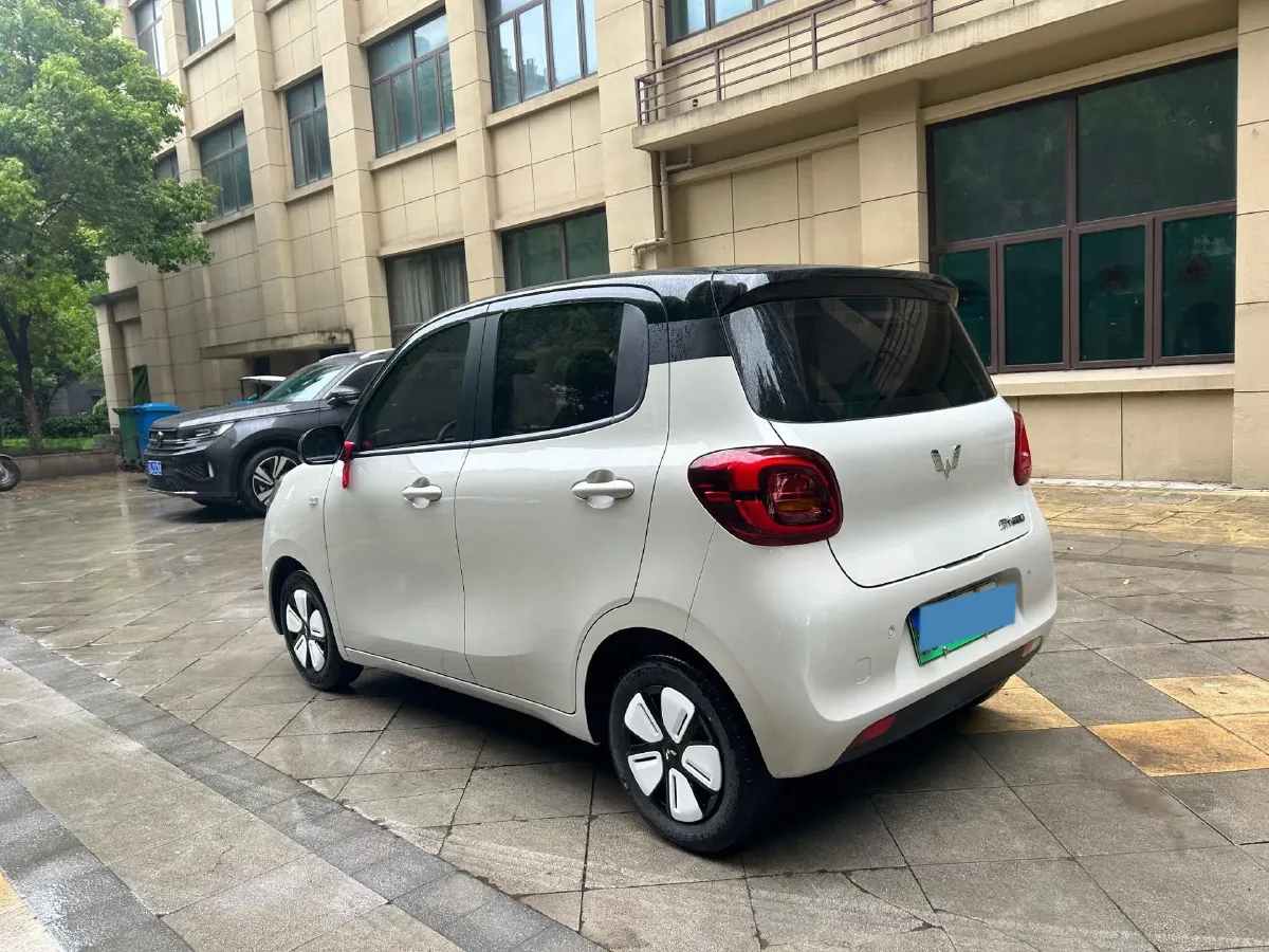 2025 WuLing HongGuang MINI EV BEV 16.2KWH,autocango,china used car exporter,china ev exporter,chinese used car exporter,chinese used ev exporter