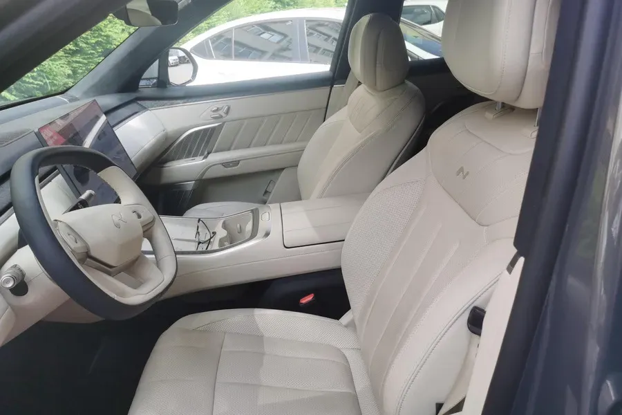 2025 ONVO L90 BEV,autocango,china used car exporter,china ev exporter,chinese used car exporter,chinese used ev exporter