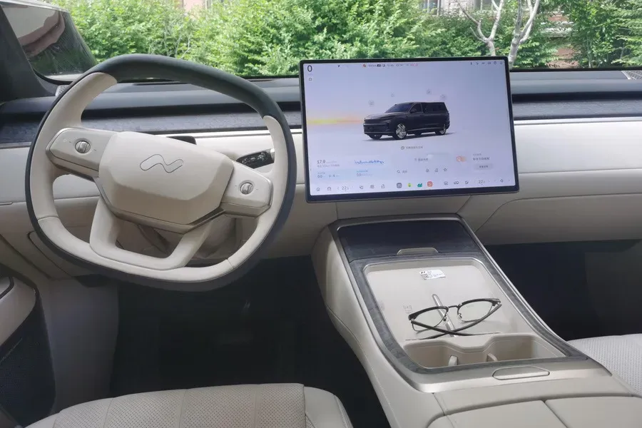 2025 ONVO L90 BEV,autocango,china used car exporter,china ev exporter,chinese used car exporter,chinese used ev exporter