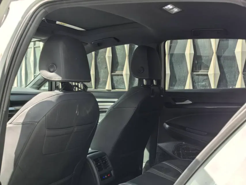 2023 Volkswagen Golf 1.4T 150HP L4 7DCT,autocango,china used car exporter,china ev exporter,chinese used car exporter,chinese used ev exporter