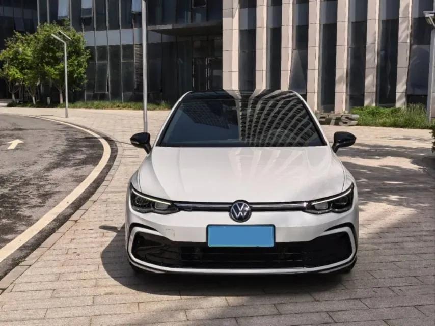 2023 Volkswagen Golf 1.4T 150HP L4 7DCT,autocango,china used car exporter,china ev exporter,chinese used car exporter,chinese used ev exporter