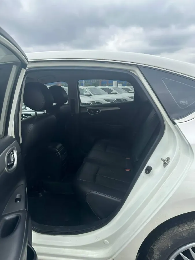 2022 Nissan Sylphy 1.6L 122HP L4 CVT,autocango,china used car exporter,china ev exporter,chinese used car exporter,chinese used ev exporter