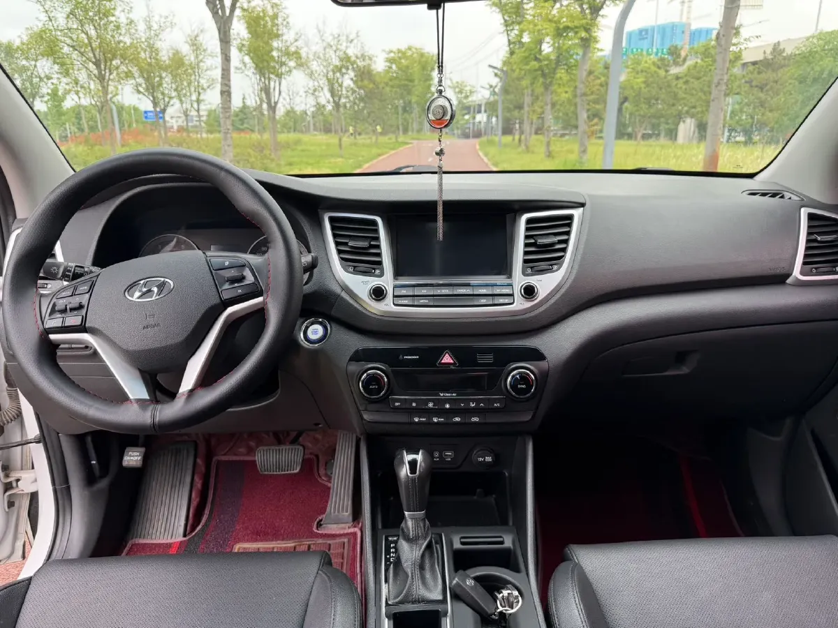 2015 Hyundai Tucson 1.6T 177HP L4 7DCT,autocango,china used car exporter,china ev exporter,chinese used car exporter,chinese used ev exporter