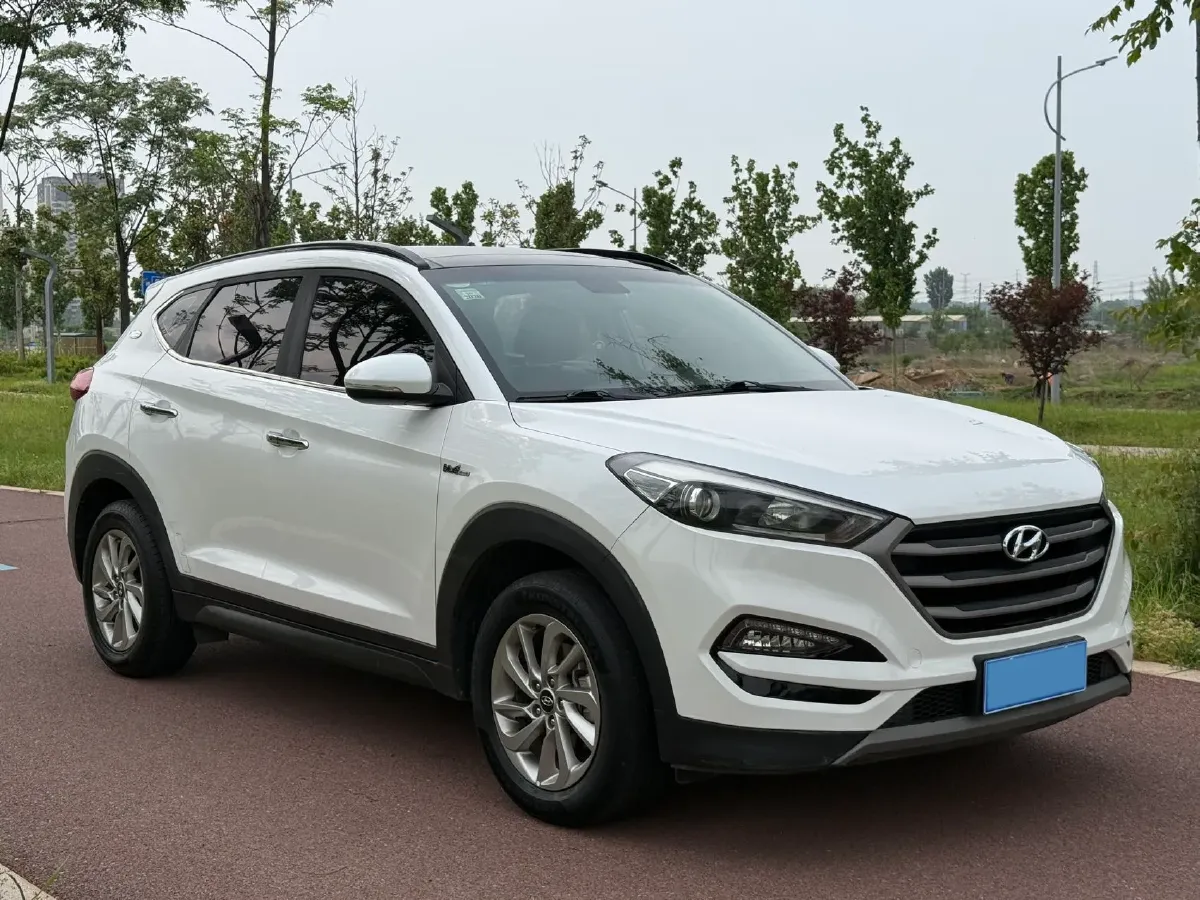 2015 Hyundai Tucson 1.6T 177HP L4 7DCT,autocango,china used car exporter,china ev exporter,chinese used car exporter,chinese used ev exporter