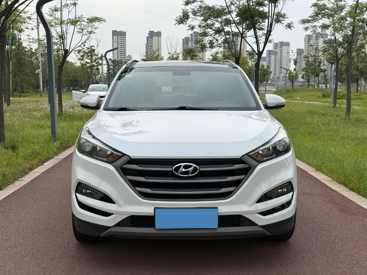 2015 Hyundai Tucson 1.6T 177HP L4 7DCT,autocango,china used car exporter,china ev exporter,chinese used car exporter,chinese used ev exporter
