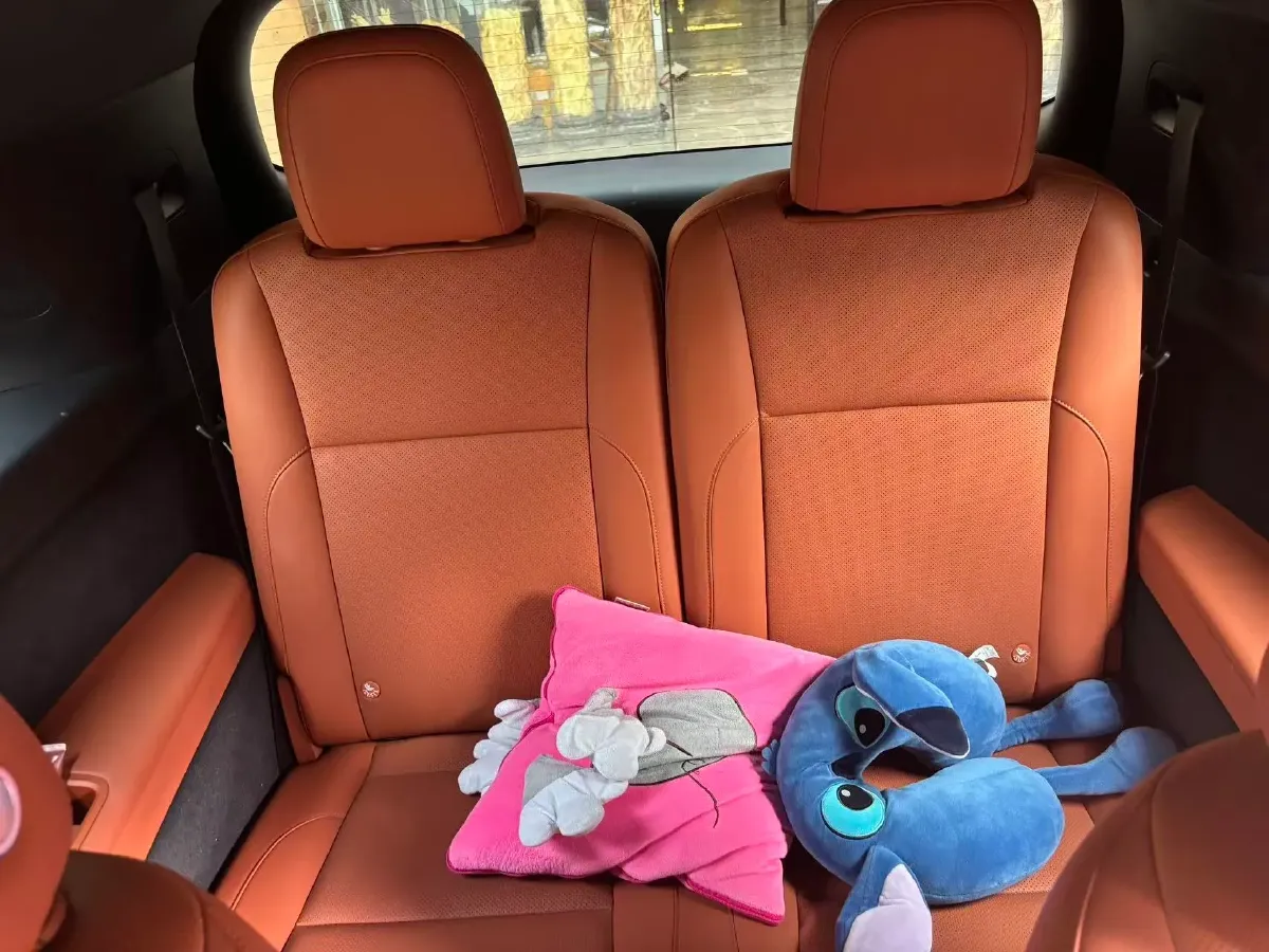 2022 Li L9 Range Extended 154HP REEV 42.6KWH,autocango,china used car exporter,china ev exporter,chinese used car exporter,chinese used ev exporter