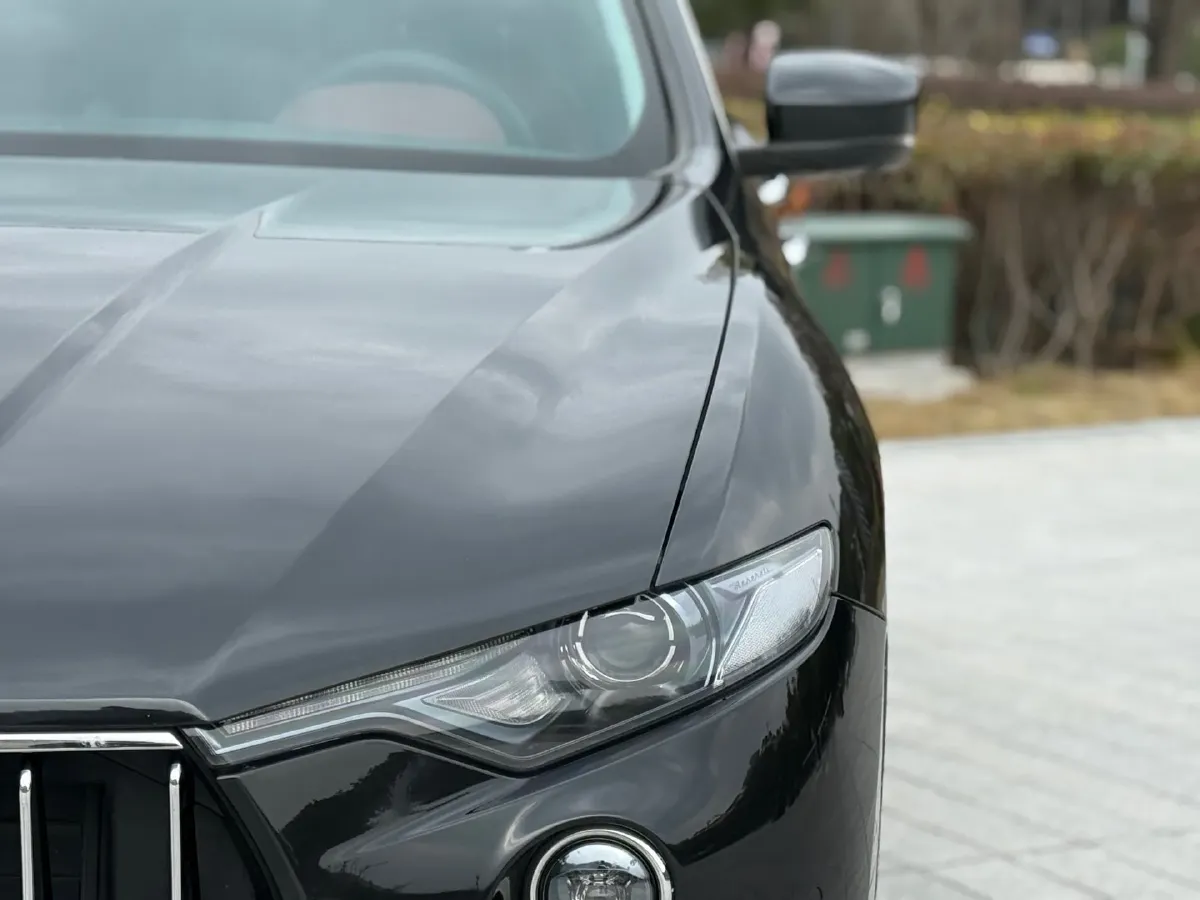 2022 Maserati Levante 2.0T 330HP L4 8AT,autocango,china used car exporter,china ev exporter,chinese used car exporter,chinese used ev exporter