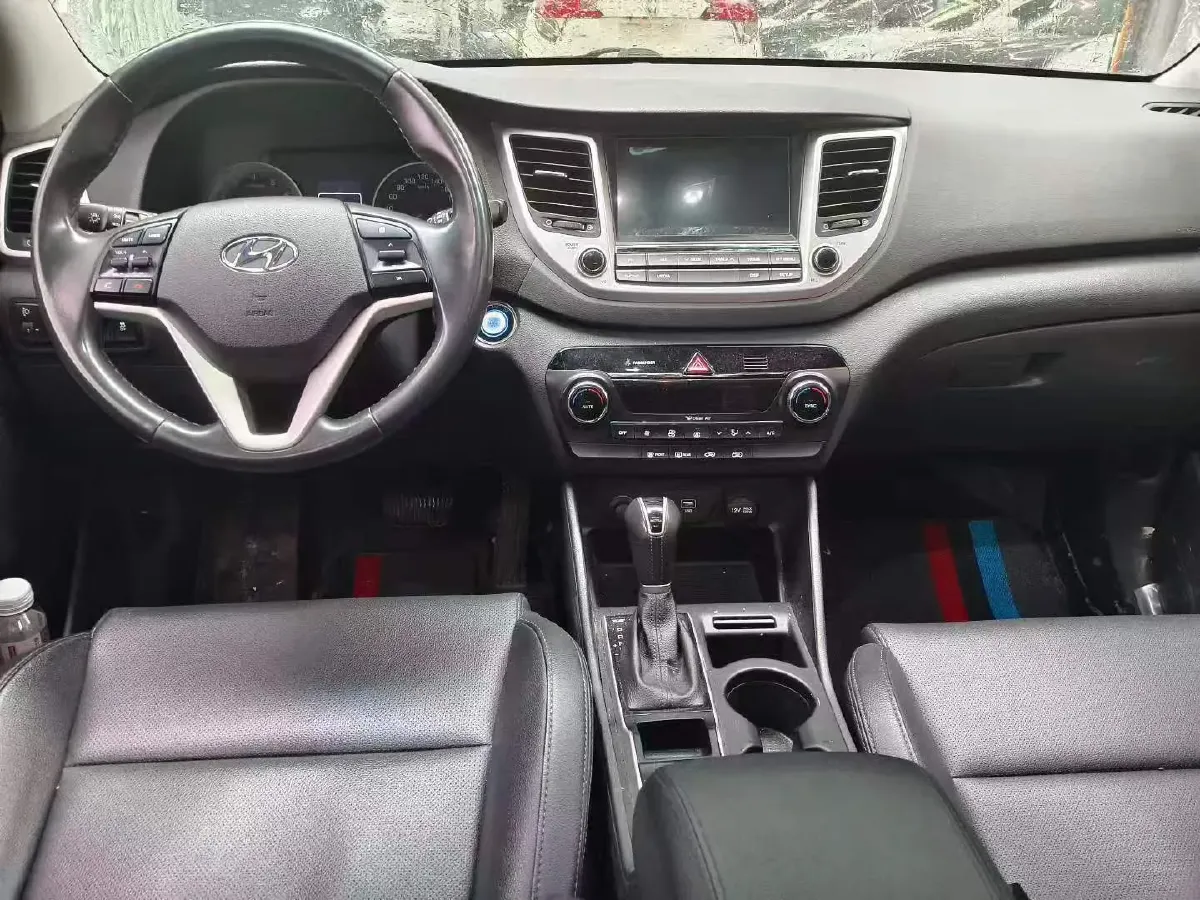 2015 Hyundai Tucson 1.6T 177HP L4 7DCT,autocango,china used car exporter,china ev exporter,chinese used car exporter,chinese used ev exporter