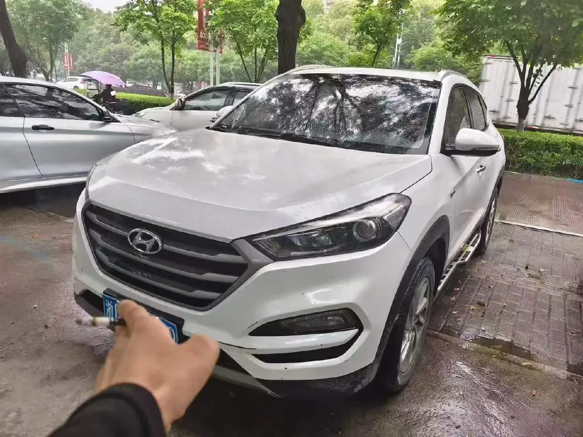 2015 Hyundai Tucson 1.6T 177HP L4 7DCT,autocango,china used car exporter,china ev exporter,chinese used car exporter,chinese used ev exporter