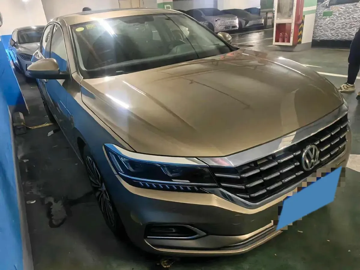 2019 Volvo V40 1.5T 152HP L4 6AT,autocango,china used car exporter,china ev exporter,chinese used car exporter,chinese used ev exporter