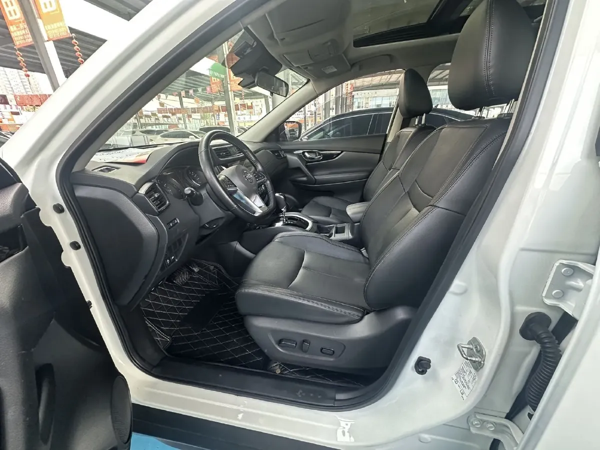 2023 Nissan X-Trail 2.0L 151HP L4 CVT,autocango,china used car exporter,china ev exporter,chinese used car exporter,chinese used ev exporter