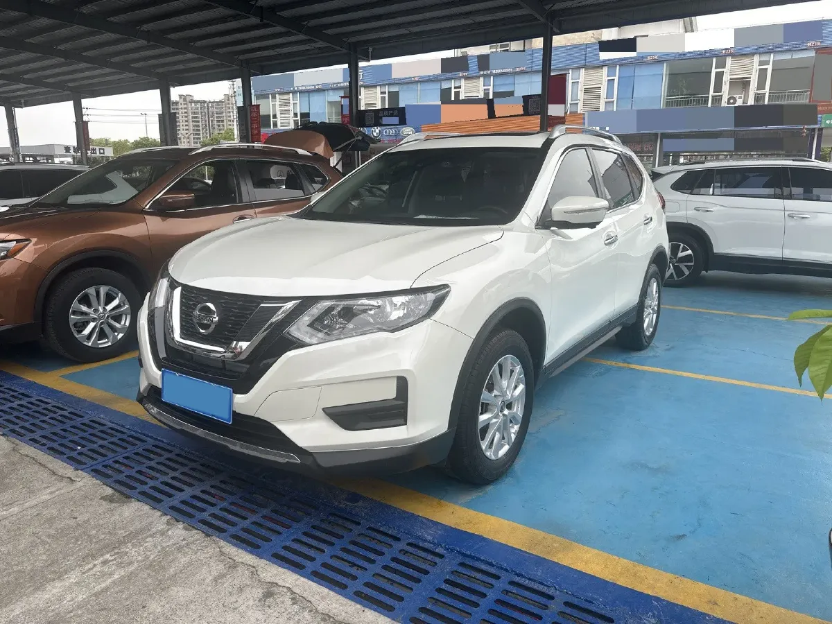 2023 Nissan X-Trail 2.0L 151HP L4 CVT,autocango,china used car exporter,china ev exporter,chinese used car exporter,chinese used ev exporter