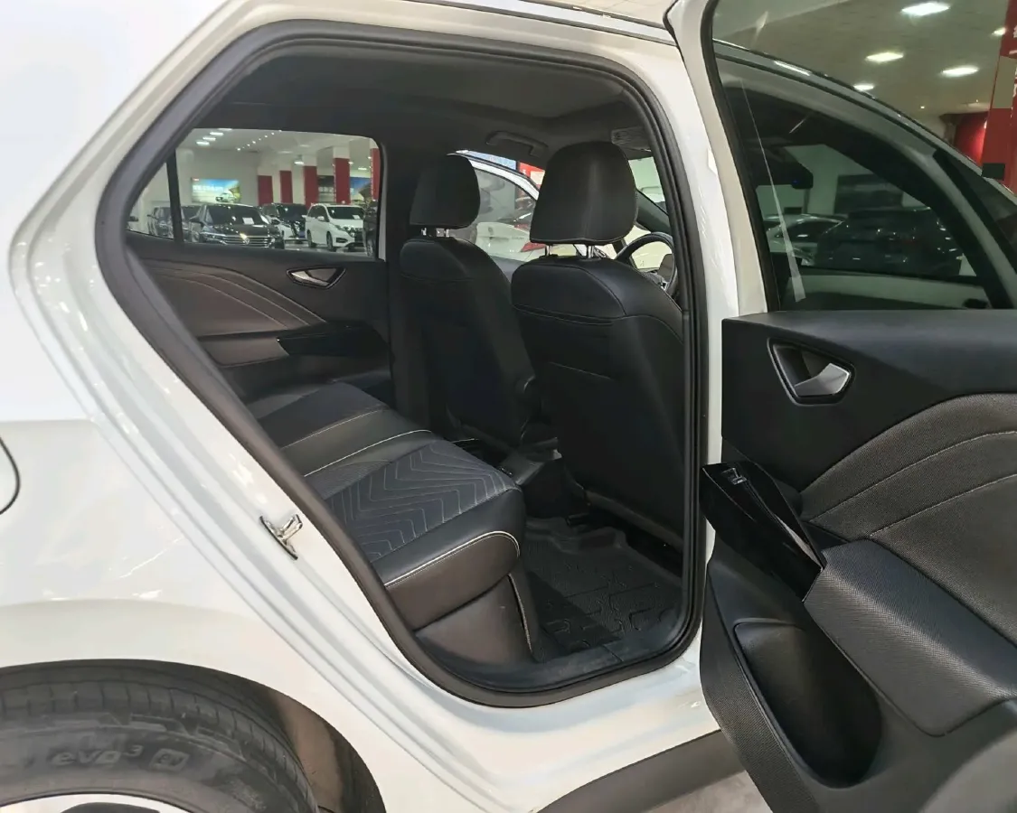 2024 Volkswagen ID.3 BEV 52.8KWH,autocango,china used car exporter,china ev exporter,chinese used car exporter,chinese used ev exporter