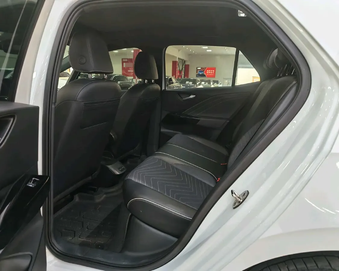 2024 Volkswagen ID.3 BEV 52.8KWH,autocango,china used car exporter,china ev exporter,chinese used car exporter,chinese used ev exporter