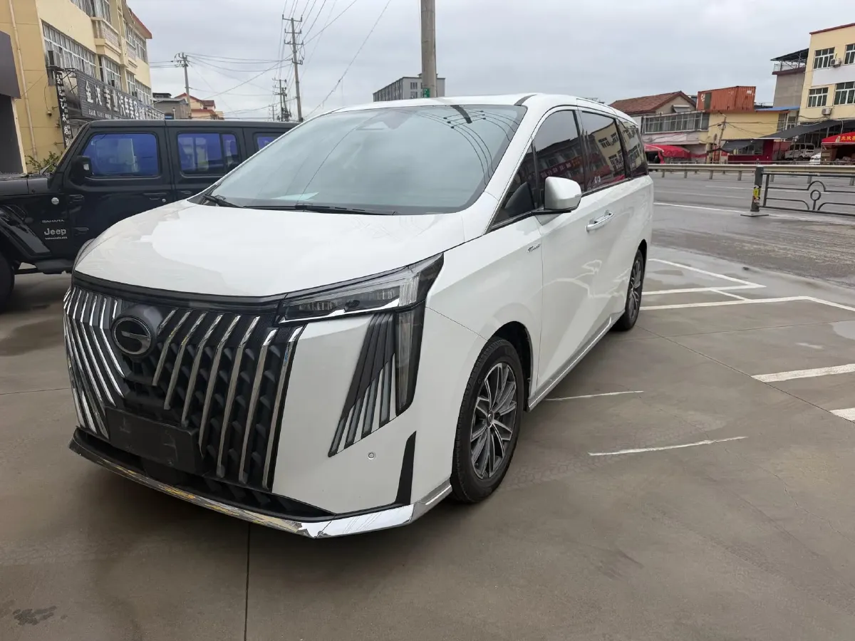 2023 GAC Trumpchi M8 2.0T 252HP L4 8AT,autocango,china used car exporter,china ev exporter,chinese used car exporter,chinese used ev exporter