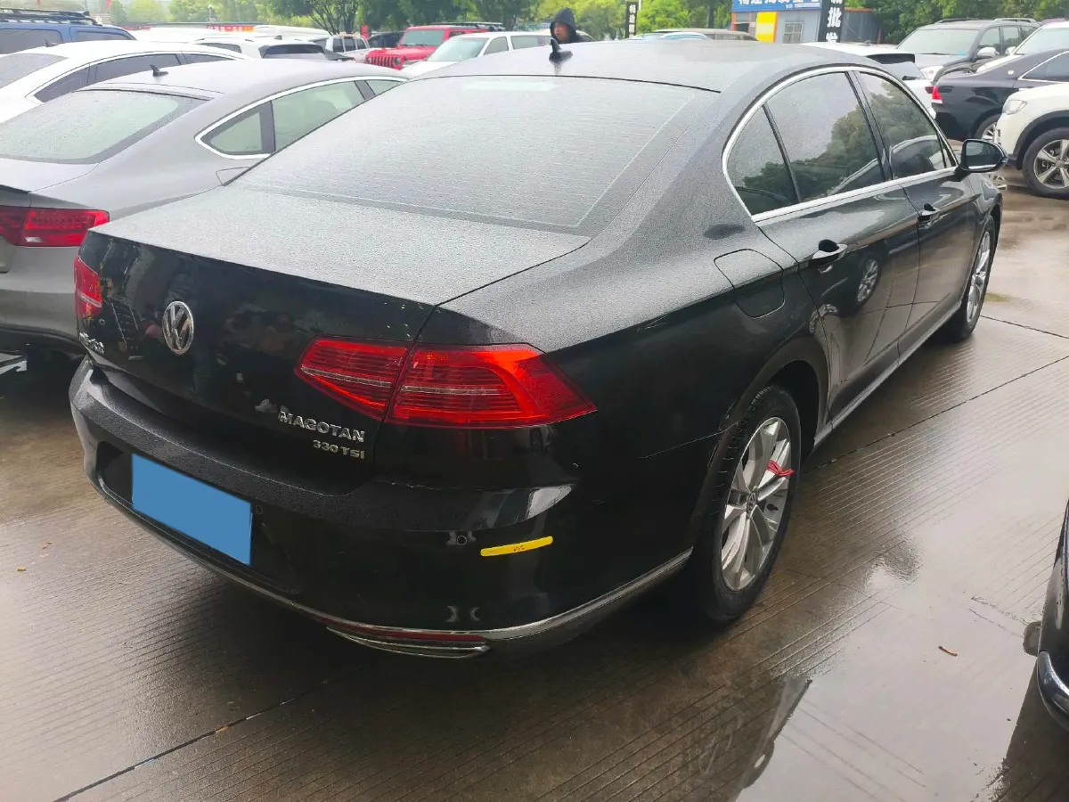 2019 Volkswagen Magotan 2.0T 186HP L4 7DCT,autocango,china used car exporter,china ev exporter,chinese used car exporter,chinese used ev exporter