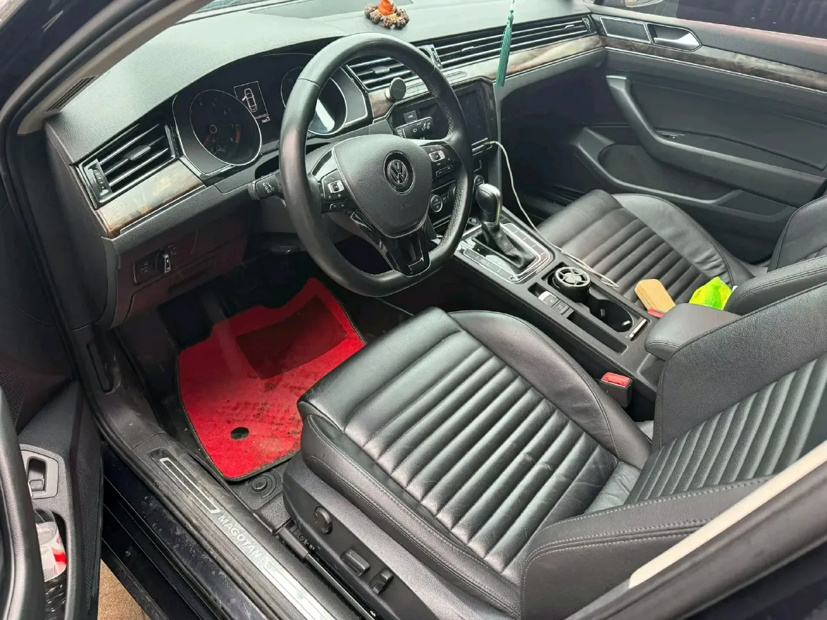 2019 Volkswagen Magotan 2.0T 186HP L4 7DCT,autocango,china used car exporter,china ev exporter,chinese used car exporter,chinese used ev exporter