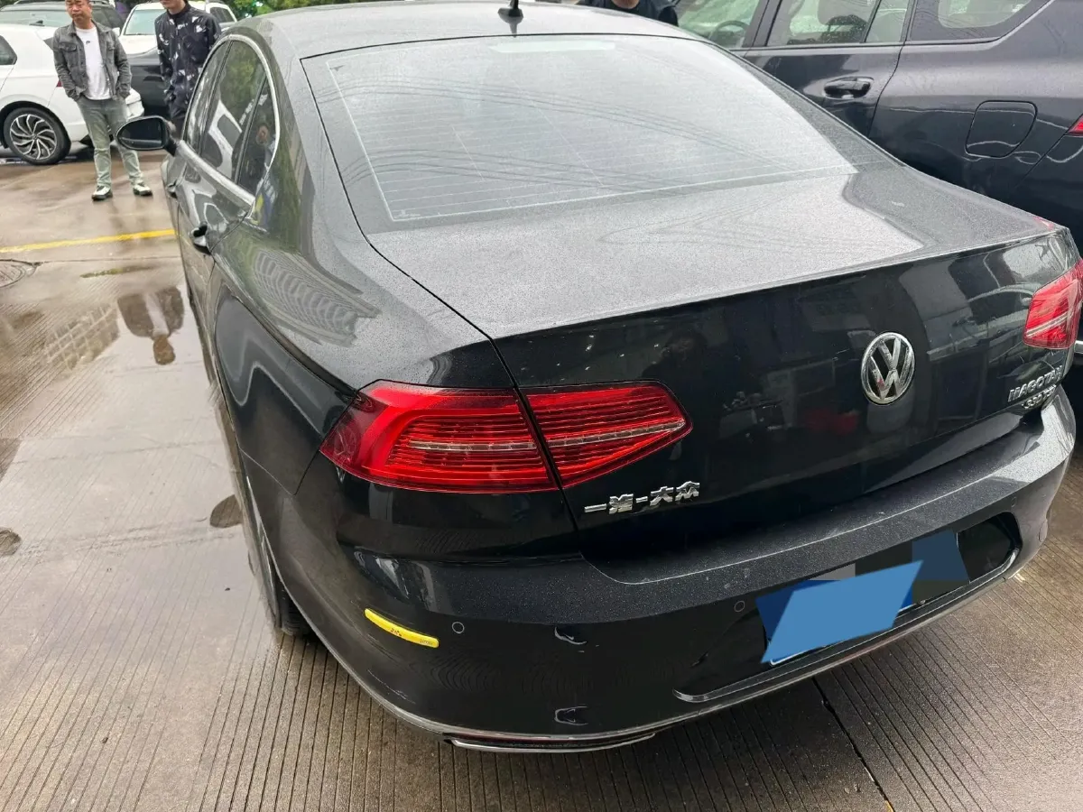 2019 Volkswagen Magotan 2.0T 186HP L4 7DCT,autocango,china used car exporter,china ev exporter,chinese used car exporter,chinese used ev exporter
