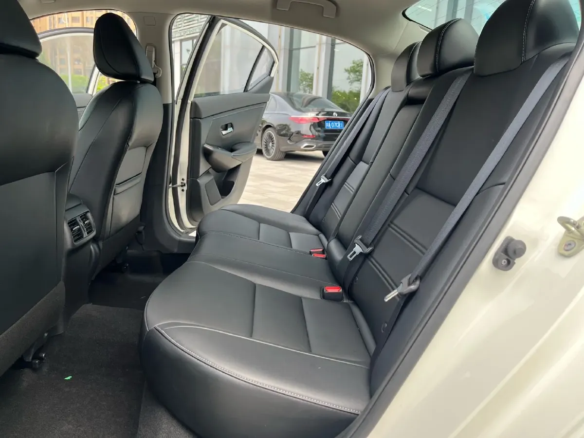 2021 Nissan Sylphy 1.6L 135HP L4 CVT,autocango,china used car exporter,china ev exporter,chinese used car exporter,chinese used ev exporter