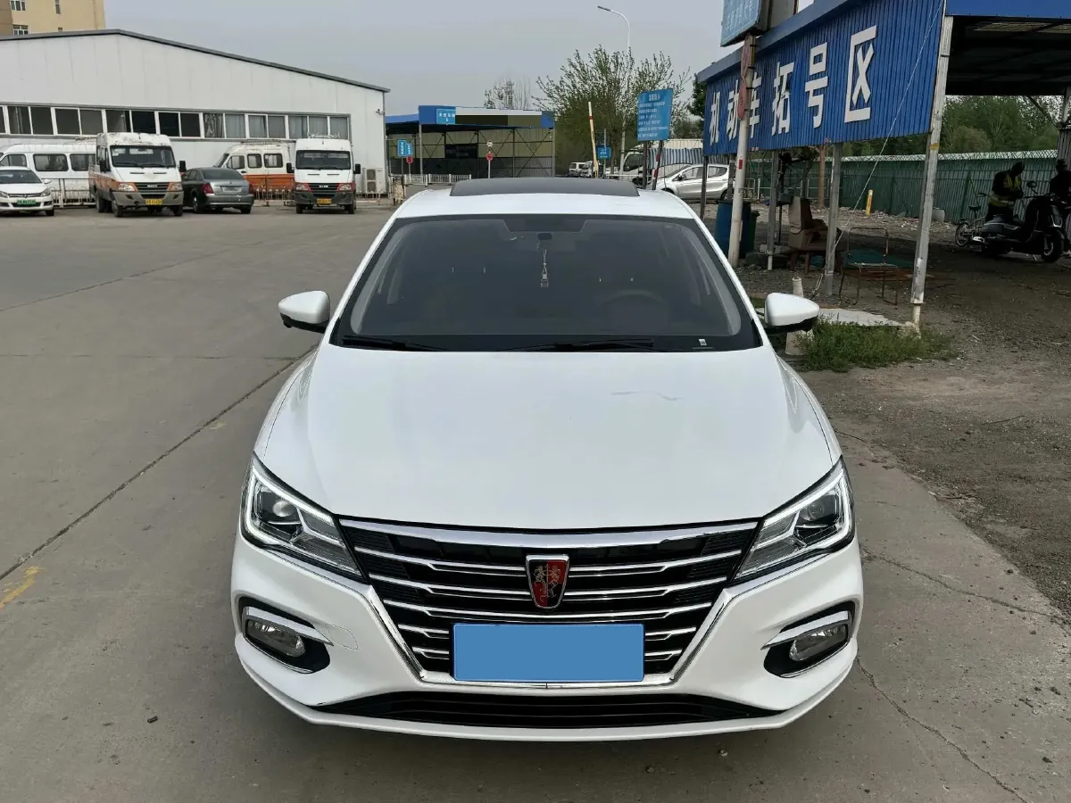2019 Roewe i5 1.5L 120HP L4 CVT,autocango,china used car exporter,china ev exporter,chinese used car exporter,chinese used ev exporter