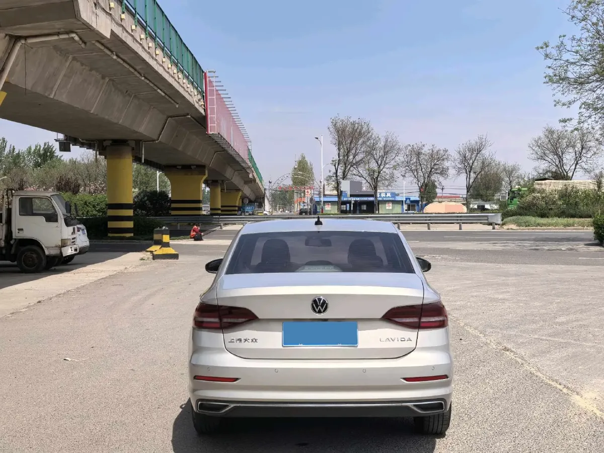 2021 Volkswagen Lavida 1.5L 113HP L4 6AT,autocango,china used car exporter,china ev exporter,chinese used car exporter,chinese used ev exporter
