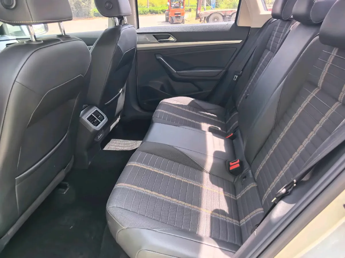 2021 Volkswagen Lavida 1.5L 113HP L4 6AT,autocango,china used car exporter,china ev exporter,chinese used car exporter,chinese used ev exporter