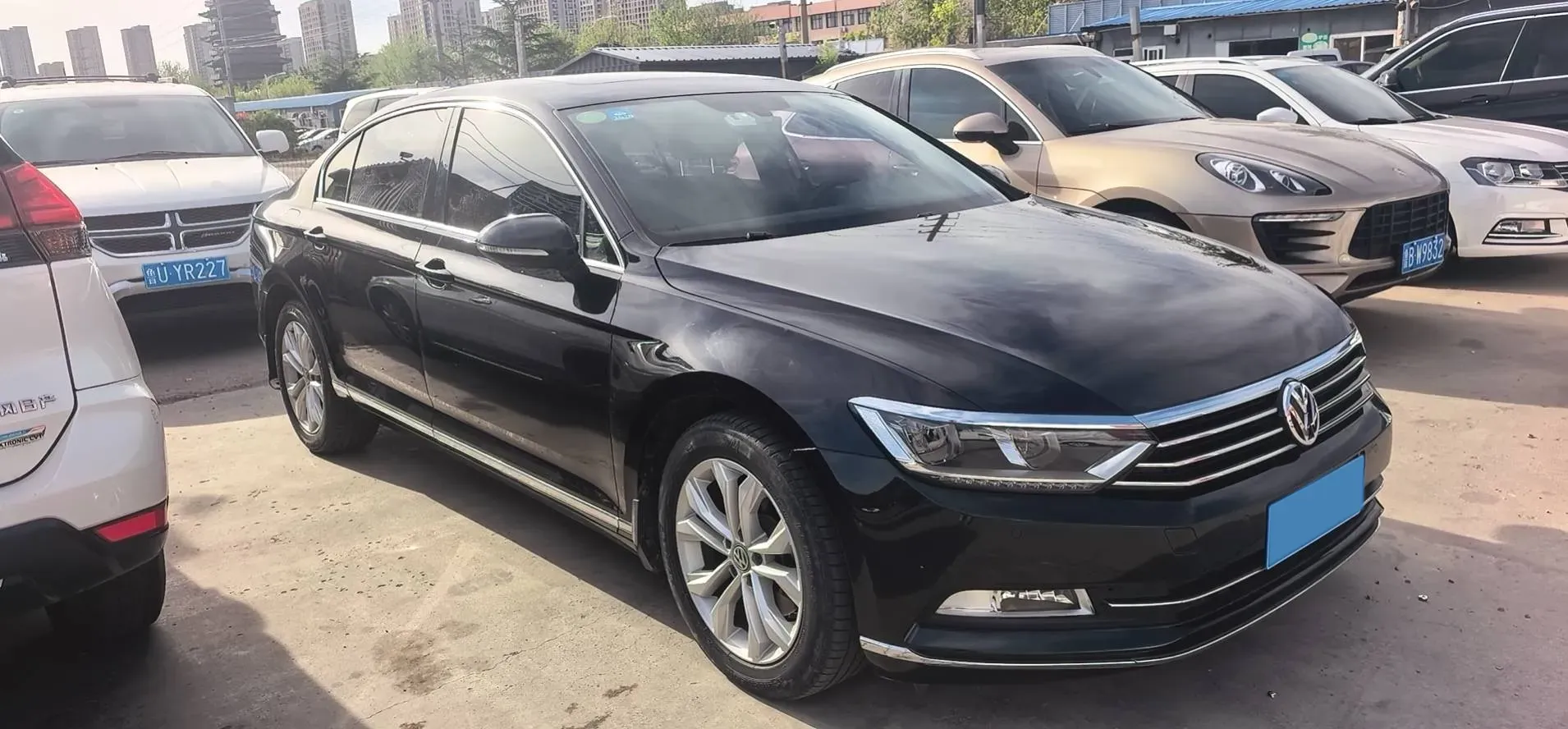 2018 Volkswagen Magotan 1.8T 180HP L4 7DCT,autocango,china used car exporter,china ev exporter,chinese used car exporter,chinese used ev exporter