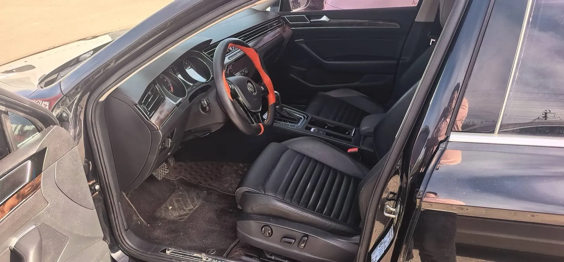 2018 Volkswagen Magotan 1.8T 180HP L4 7DCT,autocango,china used car exporter,china ev exporter,chinese used car exporter,chinese used ev exporter