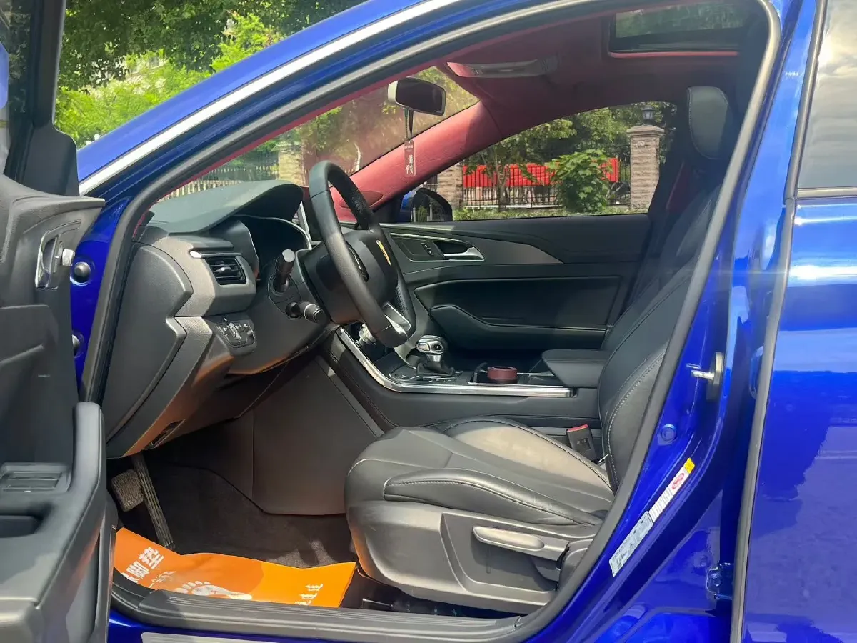 2020 HongQi H5 1.5T 169HP L4 7DCT,autocango,china used car exporter,china ev exporter,chinese used car exporter,chinese used ev exporter