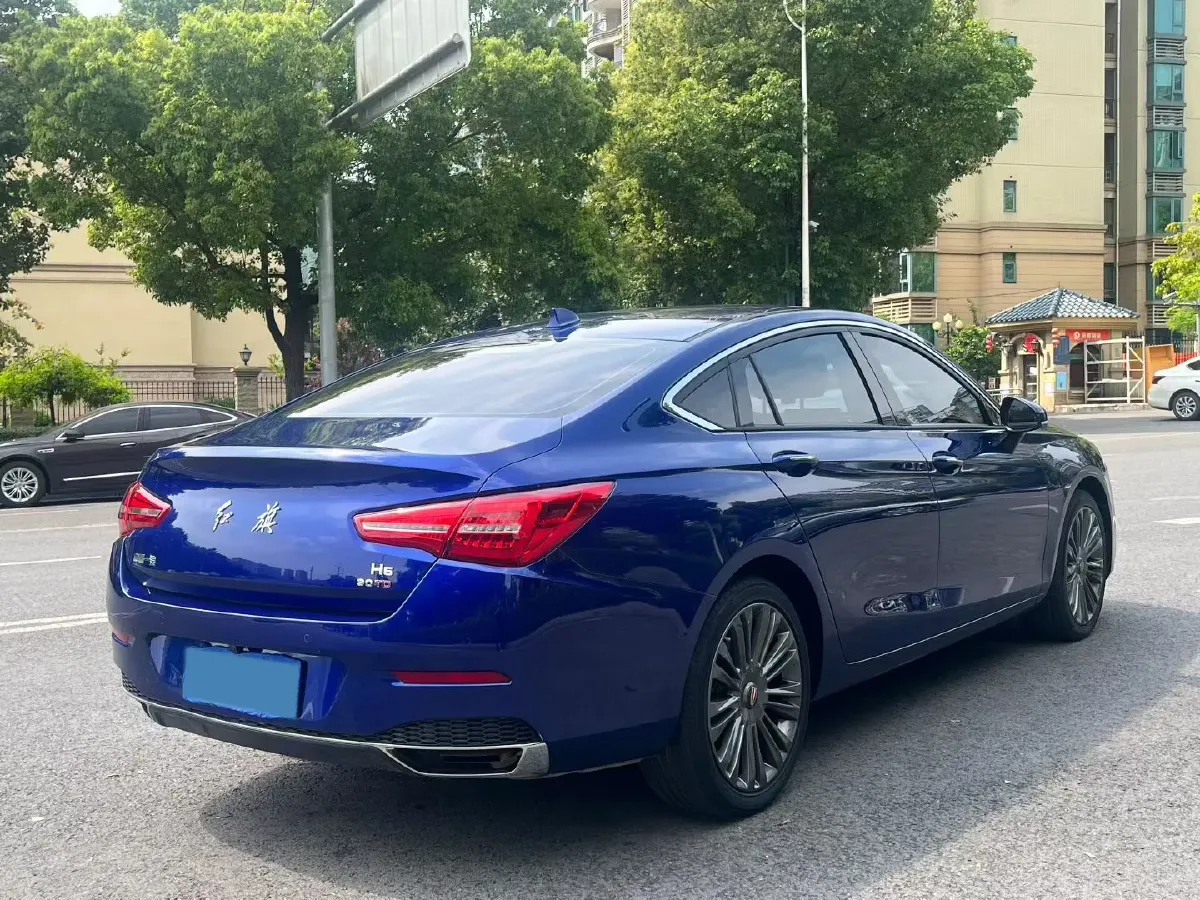 2020 HongQi H5 1.5T 169HP L4 7DCT,autocango,china used car exporter,china ev exporter,chinese used car exporter,chinese used ev exporter