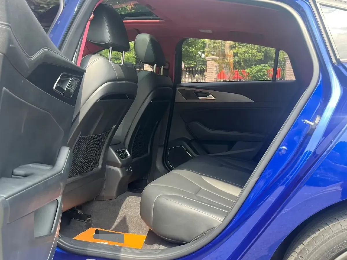 2020 HongQi H5 1.5T 169HP L4 7DCT,autocango,china used car exporter,china ev exporter,chinese used car exporter,chinese used ev exporter