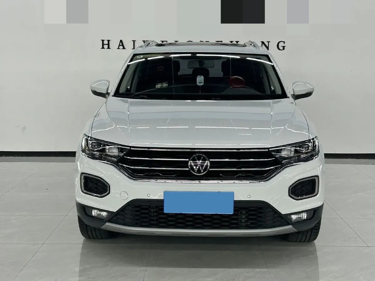 2022 Volkswagen T-Roc 1.4T 150HP L4 7DCT,autocango,china used car exporter,china ev exporter,chinese used car exporter,chinese used ev exporter
