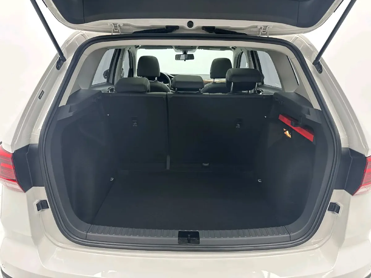 2022 Volkswagen Tharu 1.4T 150HP L4 7DCT,autocango,china used car exporter,china ev exporter,chinese used car exporter,chinese used ev exporter