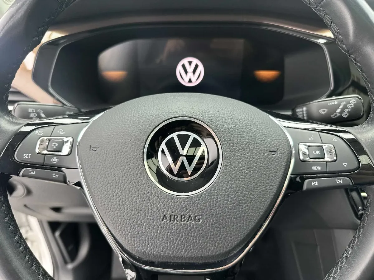 2022 Volkswagen Tharu 1.4T 150HP L4 7DCT,autocango,china used car exporter,china ev exporter,chinese used car exporter,chinese used ev exporter