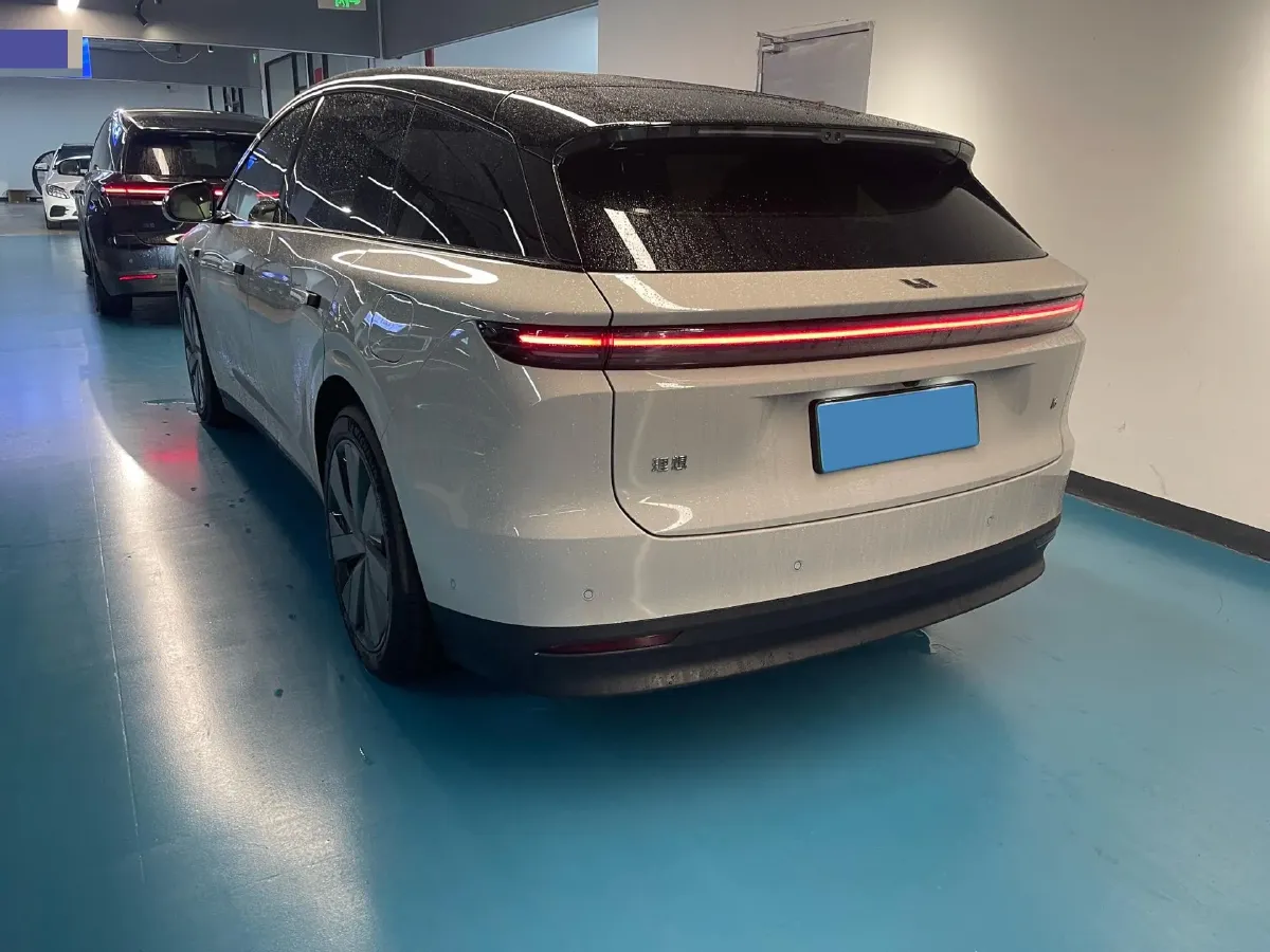 2025 Li i6 BEV,autocango,china used car exporter,china ev exporter,chinese used car exporter,chinese used ev exporter